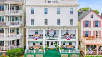 Albatross Hotel