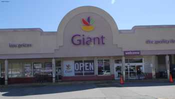 Giant Pharmacy