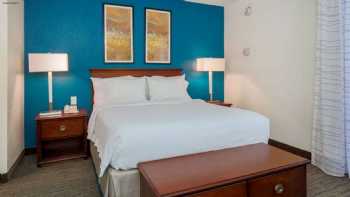 Hawthorn Suites by Wyndham Tinton Falls