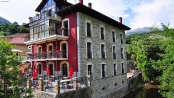 La Casa del Puente (Cantabria)