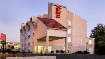 Red Roof Inn & Suites Philadelphia - Bellmawr