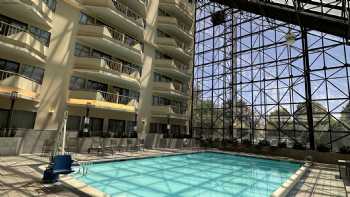 DoubleTree by Hilton Hotel Newark Airport