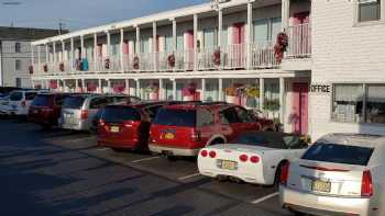 Colony Motel