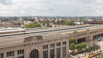 DoubleTree by Hilton Newark Penn Station