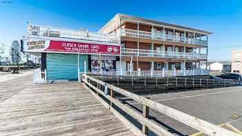 Boardwalk Hotel Charlee Beach Hotel & Beach House rentals