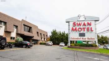 Swan Motel