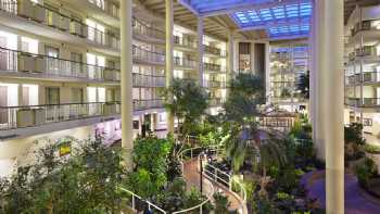 Embassy Suites by Hilton Parsippany