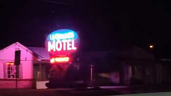 Leonardo Motel