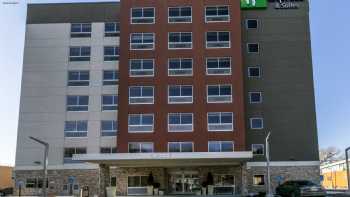 Holiday Inn Express & Suites Jersey City North - Hoboken, an IHG Hotel