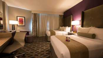 Crowne Plaza Saddle Brook, an IHG Hotel