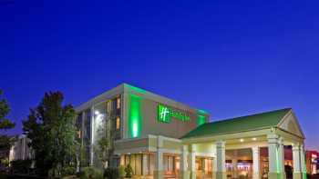 Holiday Inn & Suites Parsippany Fairfield, an IHG Hotel