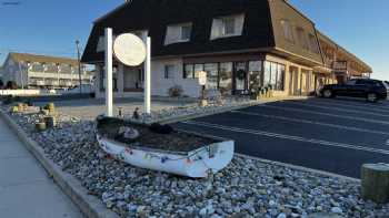 Windswept Motel