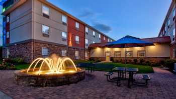 Holiday Inn Express & Suites Absecon-Atlantic City Area, an IHG Hotel