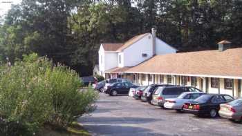 Shore Hills Motel