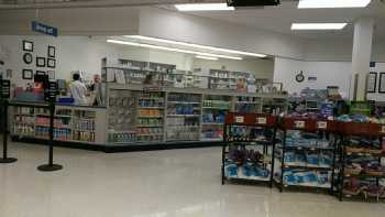 Giant Pharmacy