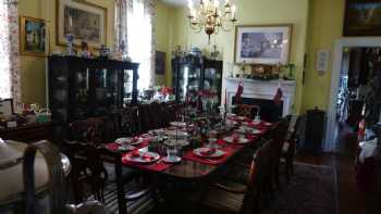 Terry House Bed & Breakfast