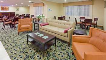 Holiday Inn Express & Suites Absecon-Atlantic City Area, an IHG Hotel