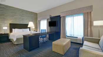 Hampton Inn & Suites Robbinsville