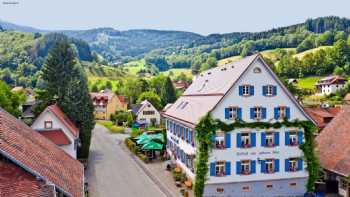 Schwarzwaldgasthof Zum Goldenen Adler