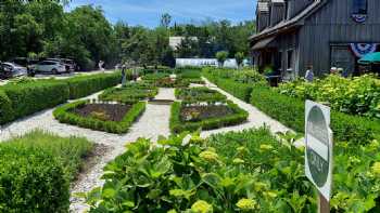 Beach Plum Farm Cottages