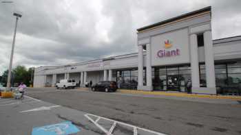 Giant Pharmacy