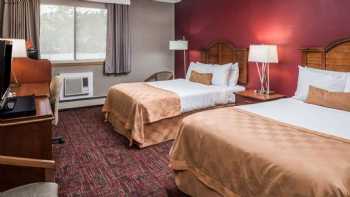 Ramada by Wyndham Grand Forks