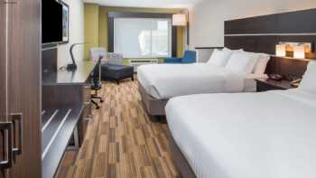 Holiday Inn Express & Suites Bismarck, an IHG Hotel