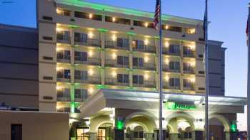 Holiday Inn Minot (Riverside)