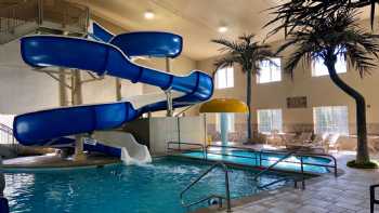 Country Inn & Suites by Radisson, Bismarck, ND