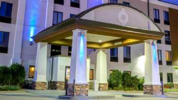 Holiday Inn Express Fargo-West Acres, an IHG Hotel