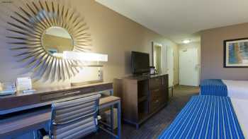 Holiday Inn Express Fargo-West Acres, an IHG Hotel