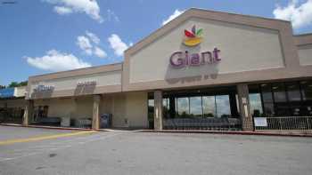 Giant Pharmacy