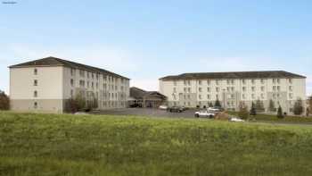 Bakken Airport Hotel & Suites