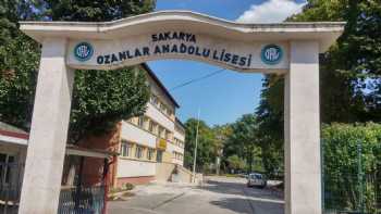 Ozanlar Anadolu Lisesi