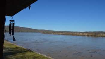 Colucci Log Cabins-Ohio River