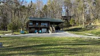 Cedar Hill River Cabins