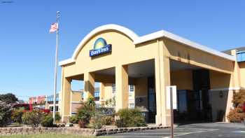 Days Inn by Wyndham Madisonville