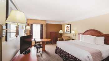 La Quinta Inn & Suites by Wyndham Cincinnati Airpt Florence