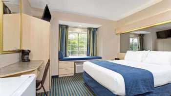 Microtel Inn & Suites by Wyndham Florence/Cincinnati Airport