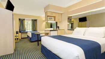 Microtel Inn & Suites by Wyndham Florence/Cincinnati Airport