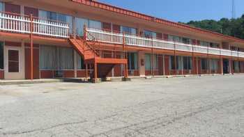 Daniel Boone Motor Inn