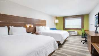 Holiday Inn Express & Suites Lexington W - Versailles, an IHG Hotel