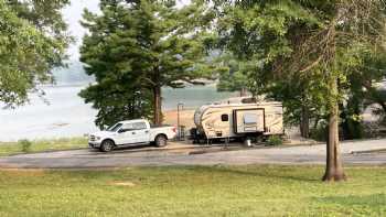 Axtel CAMPGROUND, Rough River