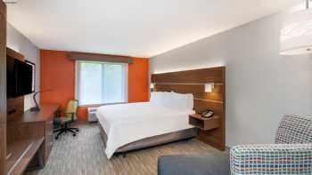 Holiday Inn Express & Suites Tell City, an IHG Hotel