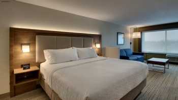 Holiday Inn Express & Suites Mt Sterling North, an IHG Hotel