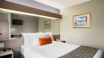 Microtel Inn & Suites by Wyndham Louisville East