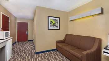 Microtel Inn & Suites by Wyndham Dry Ridge