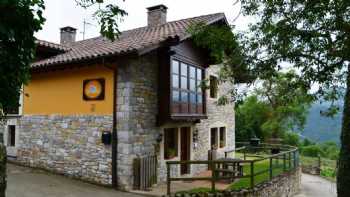 Casas de Aldea Peñanes