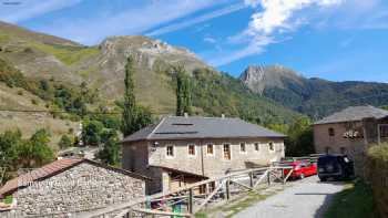 Albergue - Bar - Restaurante de Saliencia