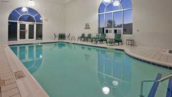 Country Inn & Suites by Radisson, Somerset, KY